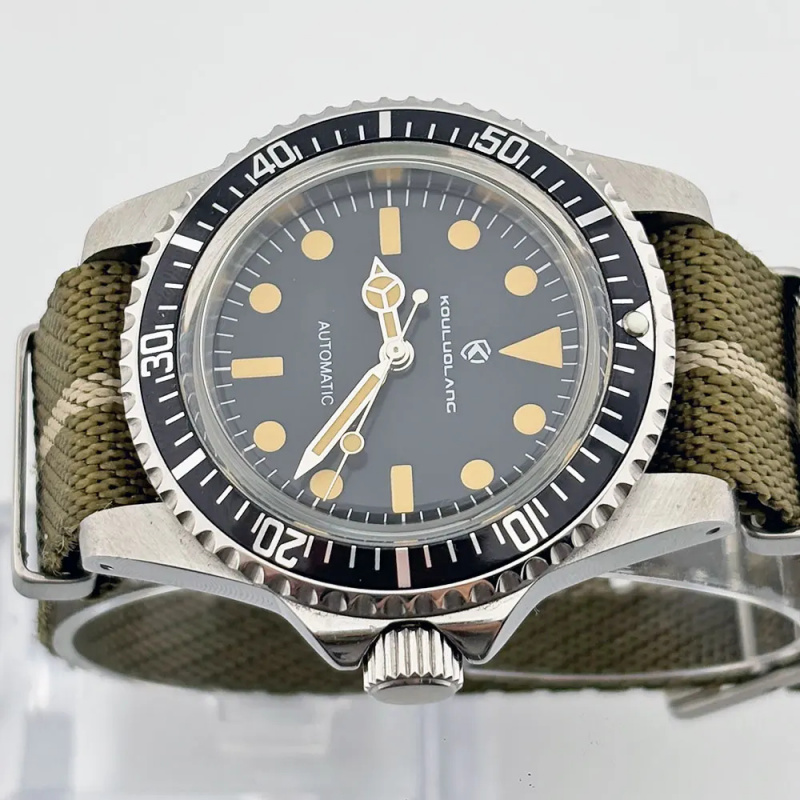 NH35 vintage 40mm sapphire gla - Tropic Strap Vintage recensie en prijs