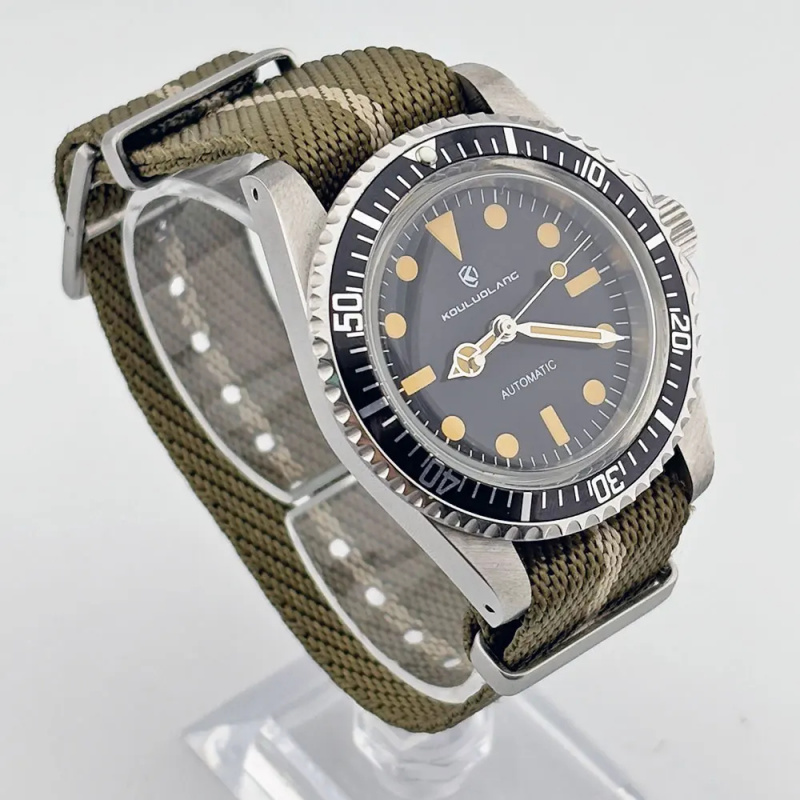 NH35 vintage 40mm sapphire gla - Tropic Strap Vintage recensie en prijs