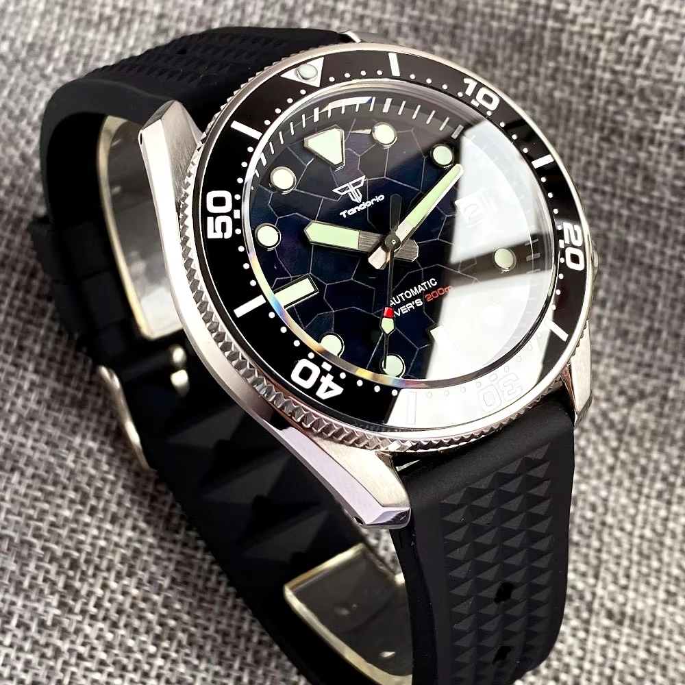 Tandorio 42.5mm Japan NH35A Au - Rubber Strap Diver recensie en prijs