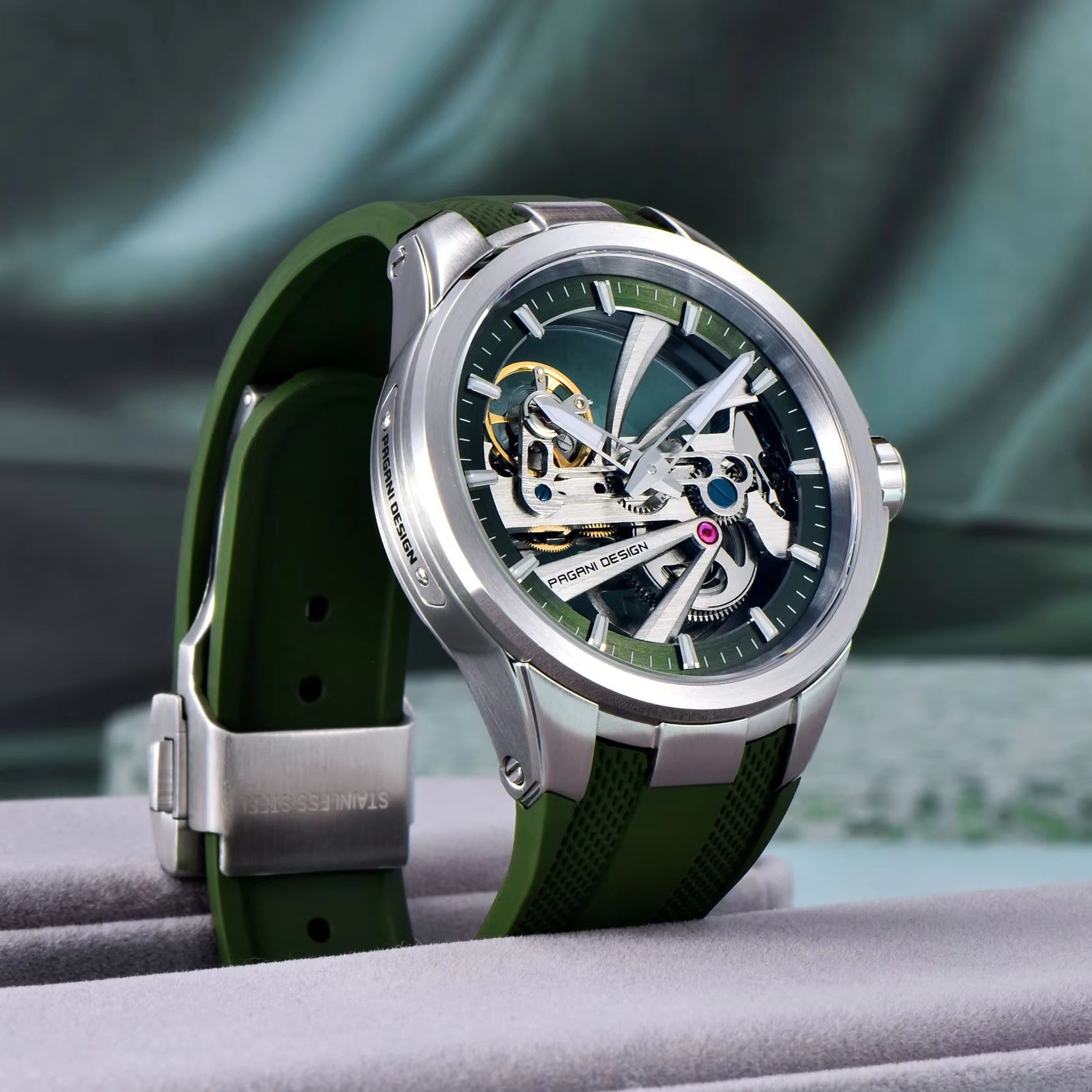 Green Skeleton PAGANI DESIGN P - Rubber Strap Diver recensie en prijs